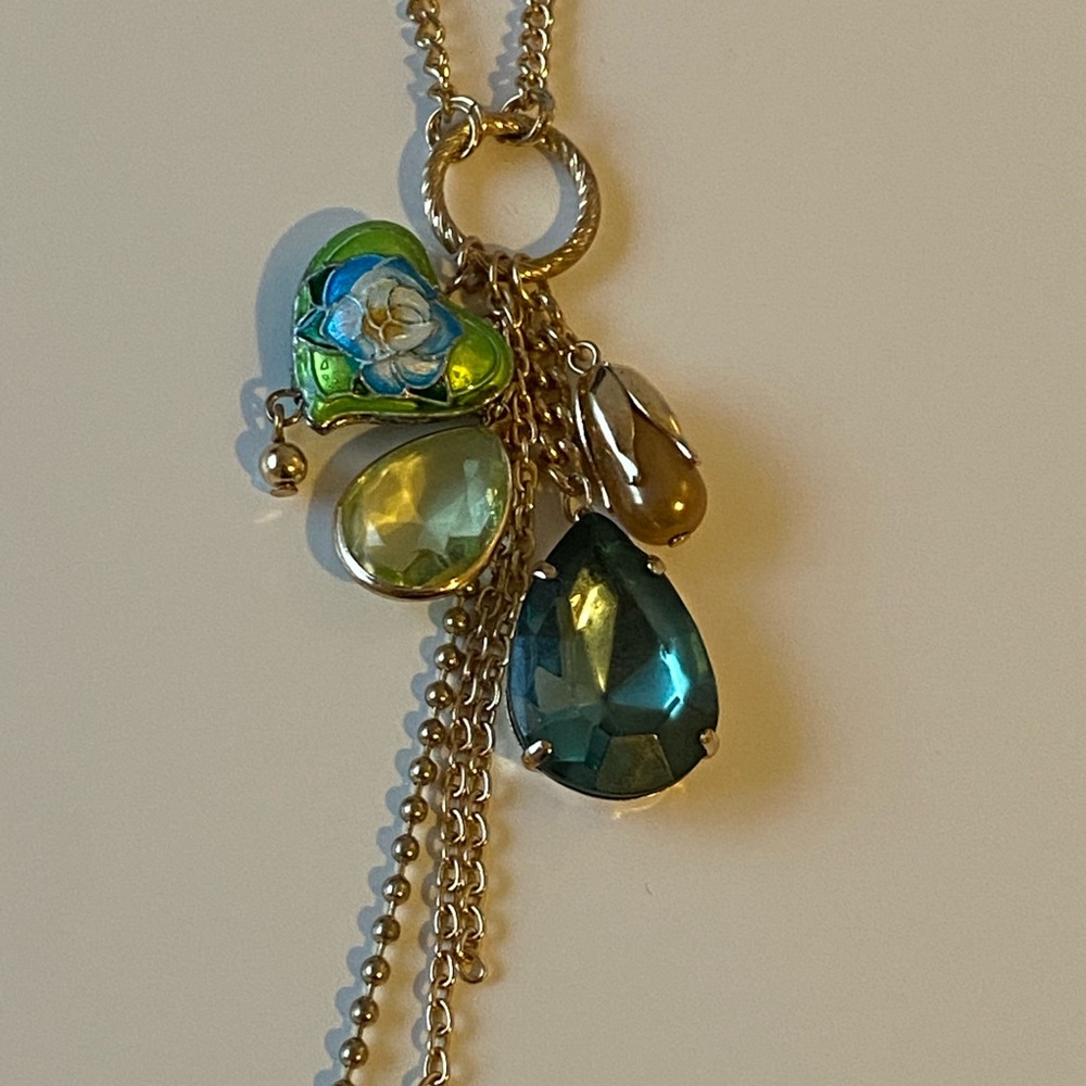 Flowered heart emerald necklace 🌱🪴